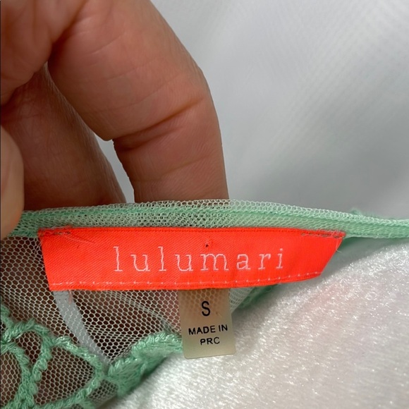 NWOT. Lulumari Mint Green Draped Front Sleeveless Blouse with Embroidered Back - Picture 2 of 8